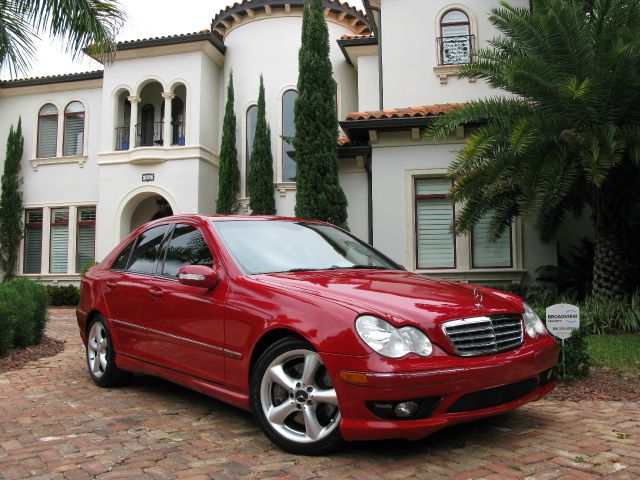 2005 Mercedes-Benz C-Class 5DR 4WD CREW CA