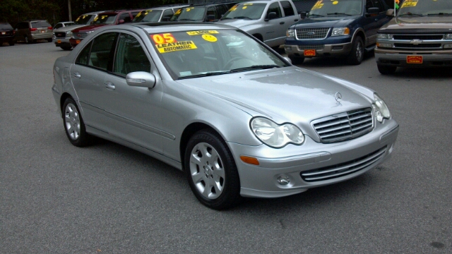 2005 Mercedes-Benz C-Class Series 4