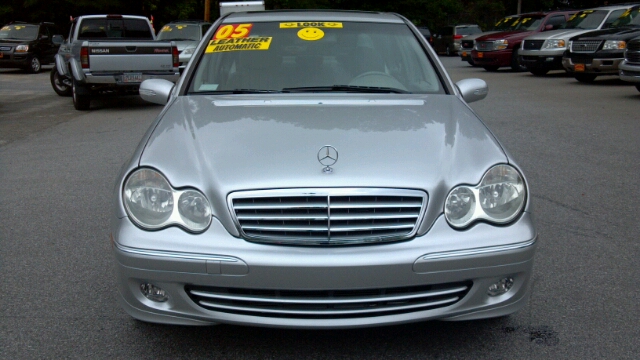 2005 Mercedes-Benz C-Class Series 4