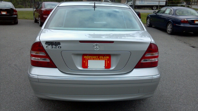 2005 Mercedes-Benz C-Class Series 4