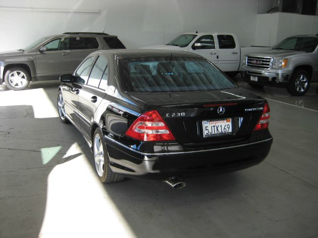 2005 Mercedes-Benz C-Class 5DR 4WD CREW CA