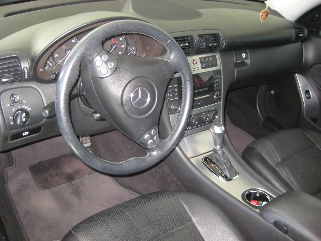 2005 Mercedes-Benz C-Class 5DR 4WD CREW CA