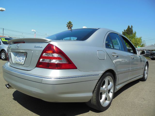 2005 Mercedes-Benz C-Class 5DR 4WD CREW CA