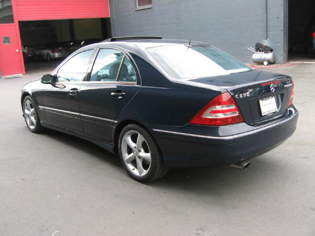 2005 Mercedes-Benz C-Class 5DR 4WD CREW CA