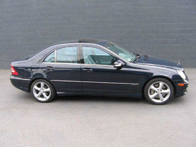 2005 Mercedes-Benz C-Class 5DR 4WD CREW CA