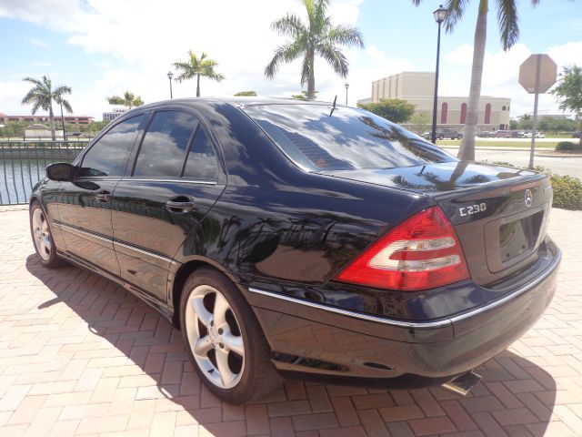 2005 Mercedes-Benz C-Class 5DR 4WD CREW CA