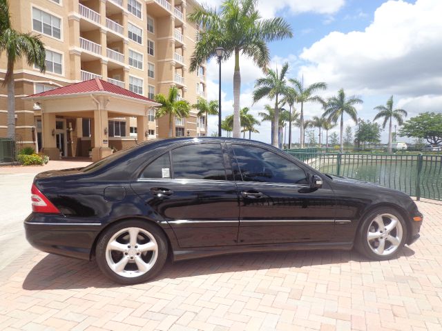 2005 Mercedes-Benz C-Class 5DR 4WD CREW CA