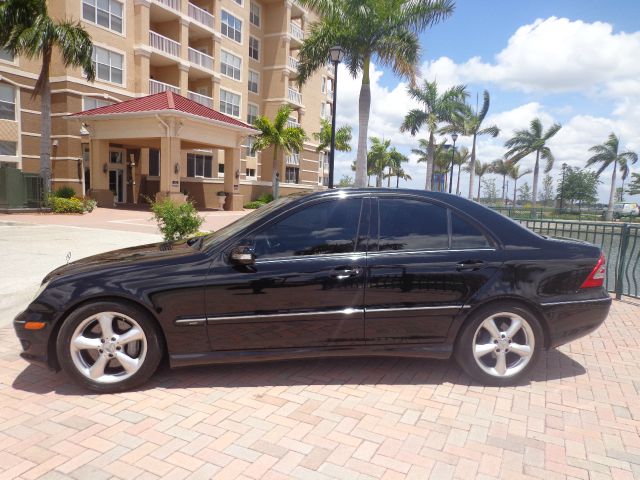 2005 Mercedes-Benz C-Class 5DR 4WD CREW CA