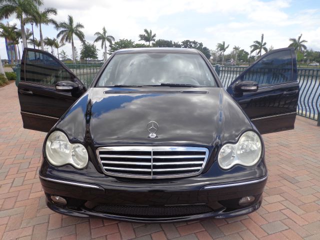 2005 Mercedes-Benz C-Class 5DR 4WD CREW CA