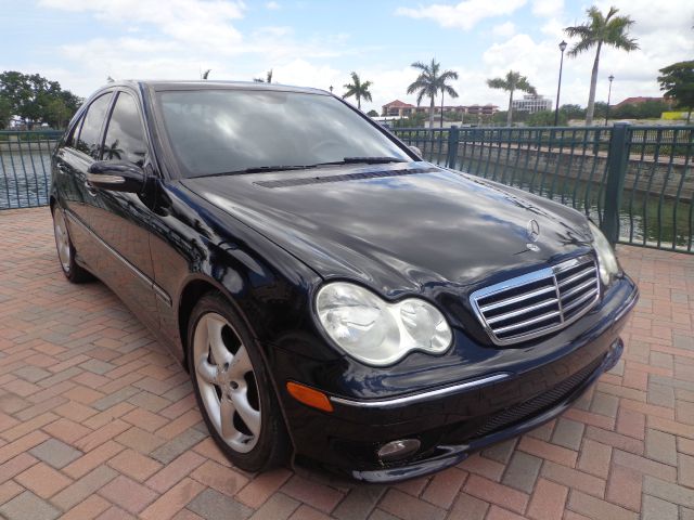 2005 Mercedes-Benz C-Class 5DR 4WD CREW CA