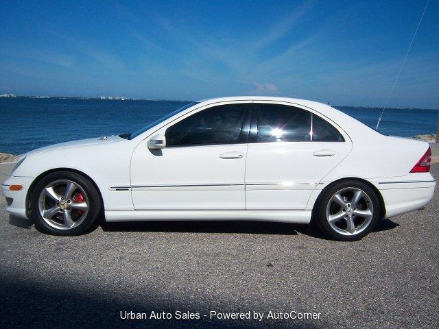 2005 Mercedes-Benz C-Class Unknown