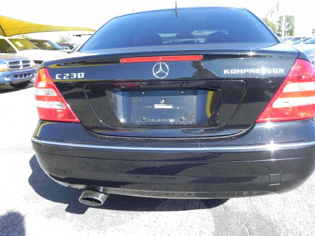 2005 Mercedes-Benz C-Class 5DR 4WD CREW CA