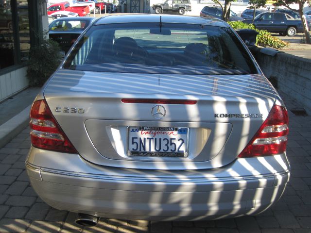 2005 Mercedes-Benz C-Class 5DR 4WD CREW CA