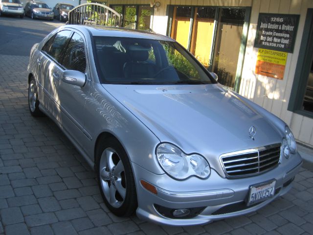 2005 Mercedes-Benz C-Class 5DR 4WD CREW CA