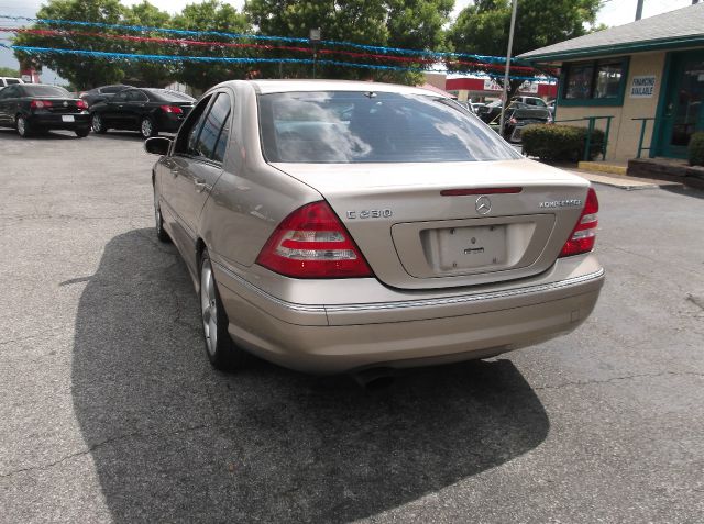 2005 Mercedes-Benz C-Class 5DR 4WD CREW CA