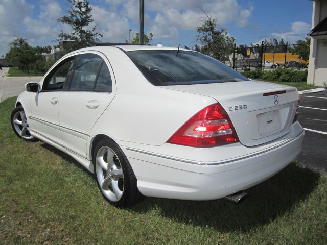 2006 Mercedes-Benz C-Class SL K-15