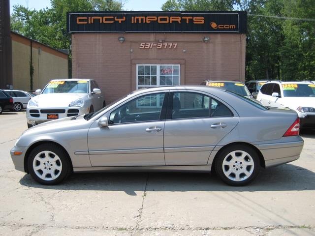 2006 Mercedes-Benz C-Class 2500/sle