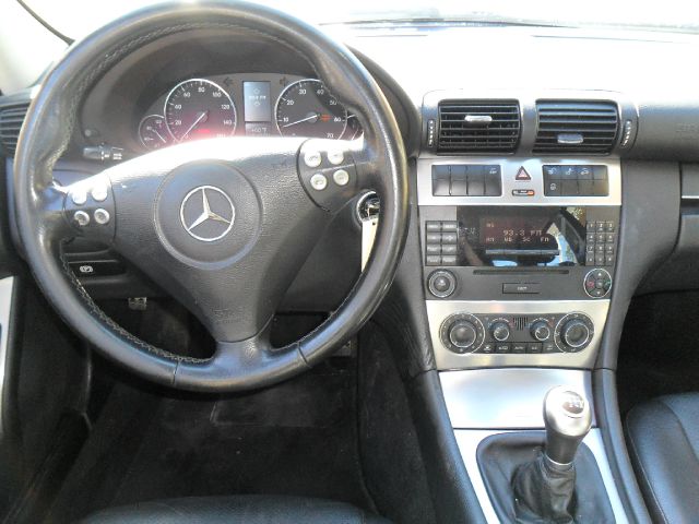 2006 Mercedes-Benz C-Class SL K-15