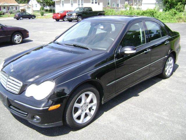 2007 Mercedes-Benz C-Class SLE Duramax 4X4