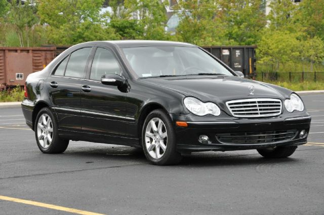 2007 Mercedes-Benz C-Class SLE Duramax 4X4