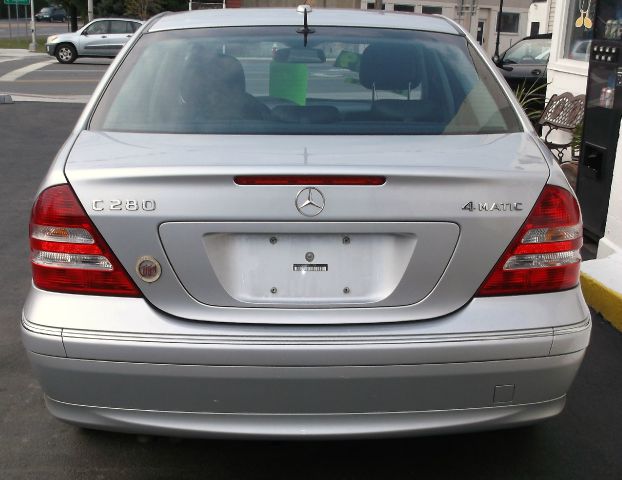 2007 Mercedes-Benz C-Class SLE Duramax 4X4