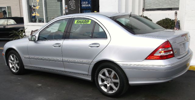 2007 Mercedes-Benz C-Class SLE Duramax 4X4