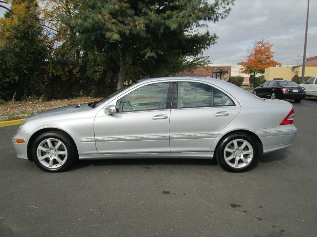 2007 Mercedes-Benz C-Class SLE Duramax 4X4