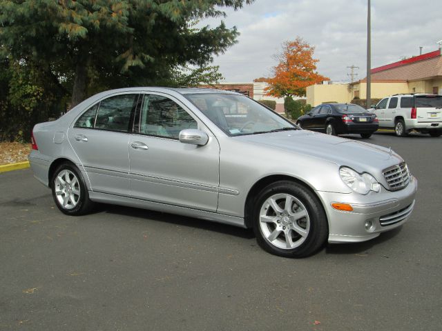 2007 Mercedes-Benz C-Class SLE Duramax 4X4