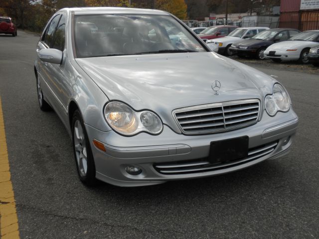 2007 Mercedes-Benz C-Class SLE Duramax 4X4