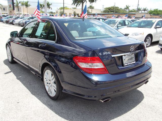 2008 Mercedes-Benz C-Class 2WD Crew Cab 143.5 LTZ