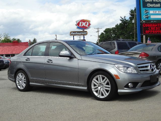 2008 Mercedes-Benz C-Class 2WD Crew Cab 143.5 LTZ