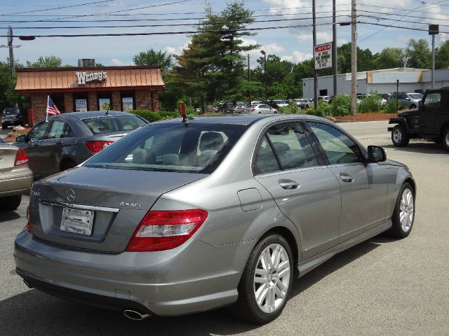 2008 Mercedes-Benz C-Class 2WD Crew Cab 143.5 LTZ