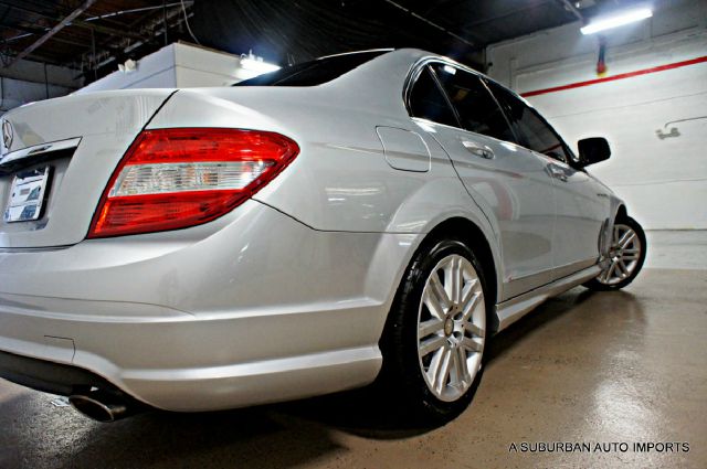 2008 Mercedes-Benz C-Class 2lt,awd,7 PASS