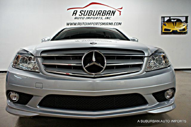 2008 Mercedes-Benz C-Class 2lt,awd,7 PASS