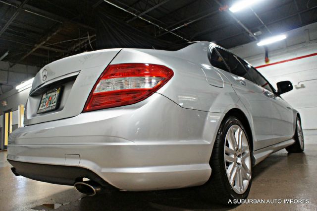 2008 Mercedes-Benz C-Class 2lt,awd,7 PASS