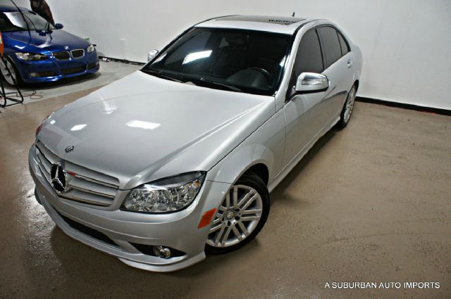 2008 Mercedes-Benz C-Class 2lt,awd,7 PASS