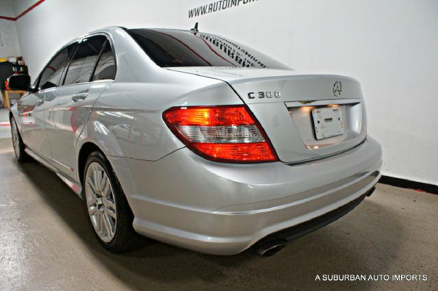 2008 Mercedes-Benz C-Class 2lt,awd,7 PASS