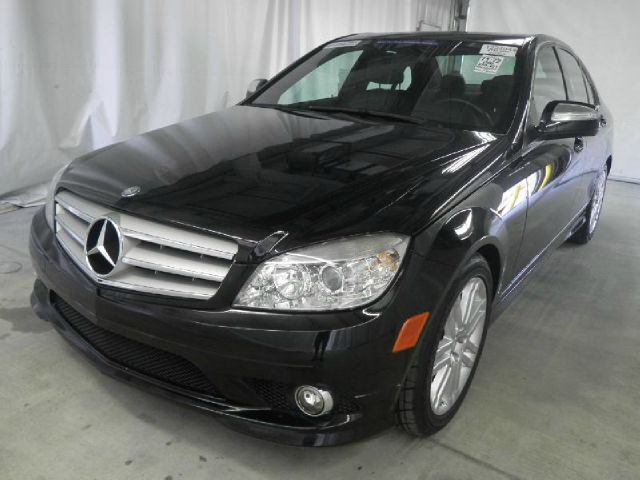 2008 Mercedes-Benz C-Class 2WD Crew Cab 143.5 LTZ