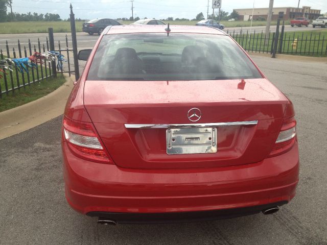 2008 Mercedes-Benz C-Class 2WD Crew Cab 143.5 LTZ