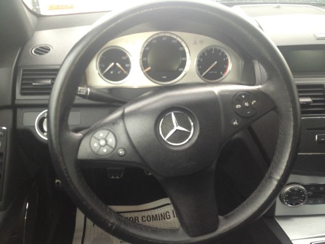 2008 Mercedes-Benz C-Class 2WD Crew Cab 143.5 LTZ