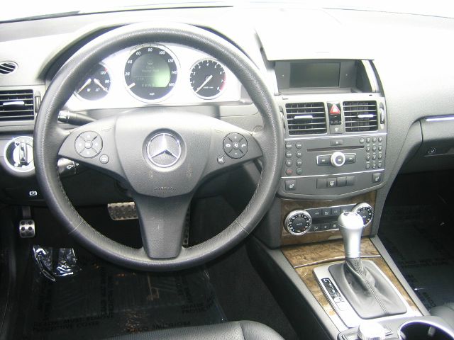 2008 Mercedes-Benz C-Class 1500 Rear-wheel Drive