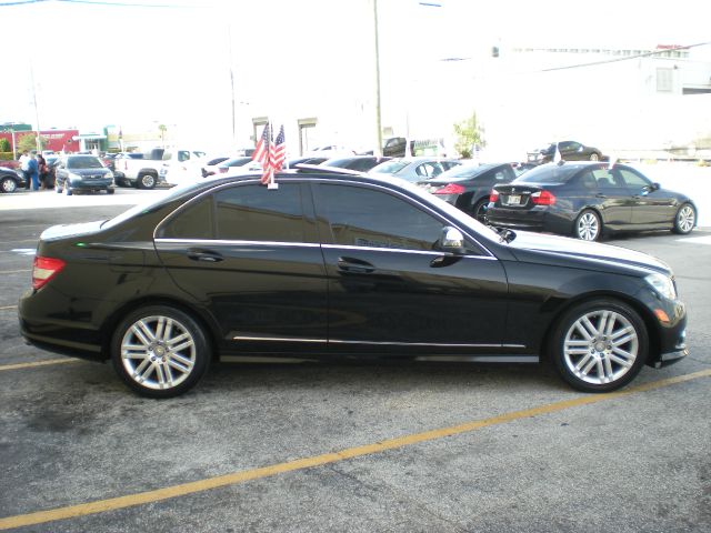 2008 Mercedes-Benz C-Class Crewcab Denali AWD