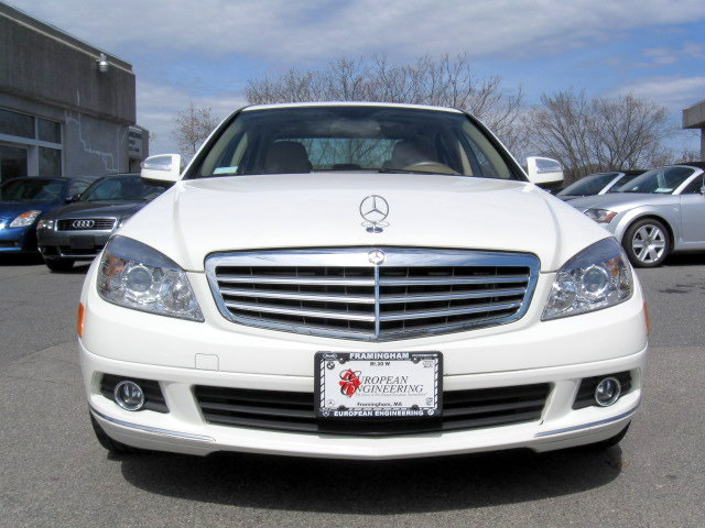 2008 Mercedes-Benz C-Class 2WD Crew Cab 143.5 LTZ