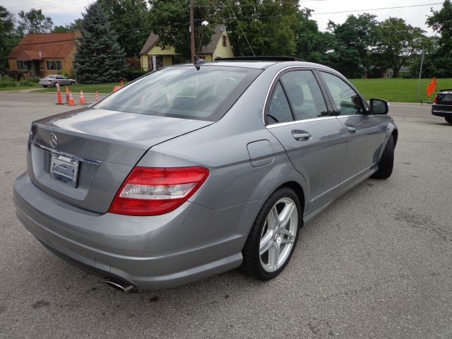 2008 Mercedes-Benz C-Class 2WD Crew Cab 143.5 LTZ