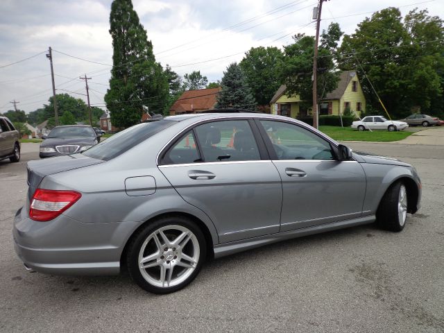 2008 Mercedes-Benz C-Class 2WD Crew Cab 143.5 LTZ