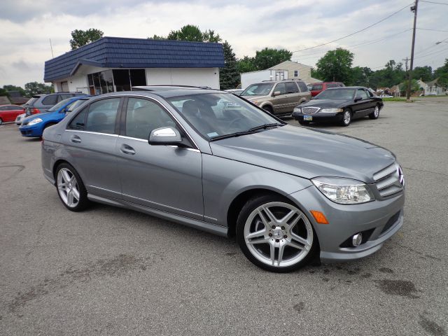 2008 Mercedes-Benz C-Class 2WD Crew Cab 143.5 LTZ