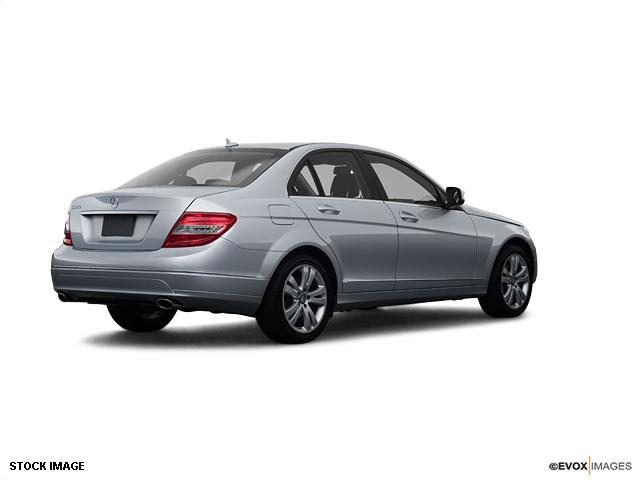 2009 Mercedes-Benz C-Class 4dr Sdn Manual (natl)