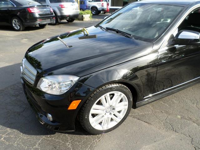 2009 Mercedes-Benz C-Class Tech/rear Entertainment