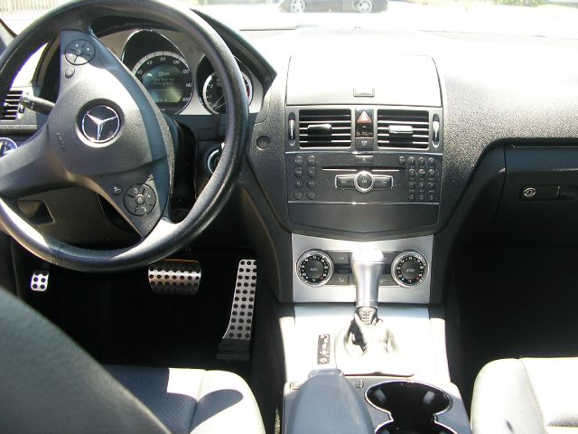 2009 Mercedes-Benz C-Class 2WD Crew Cab 143.5 LTZ