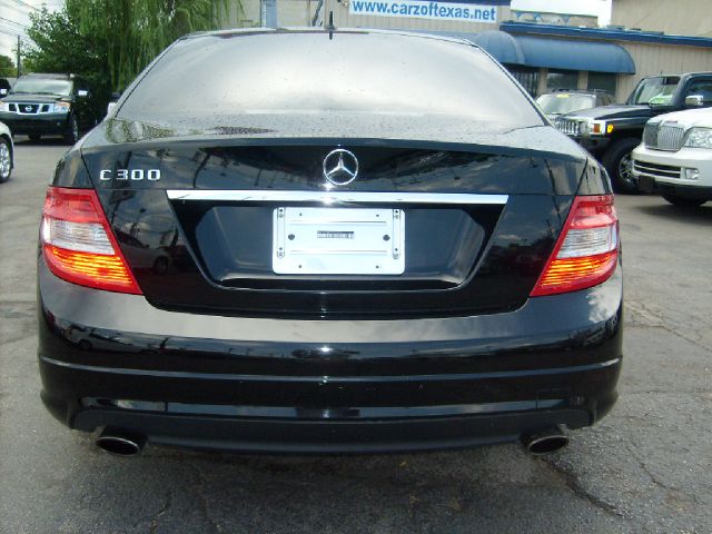 2010 Mercedes-Benz C-Class 2WD Crew Cab 143.5 LTZ